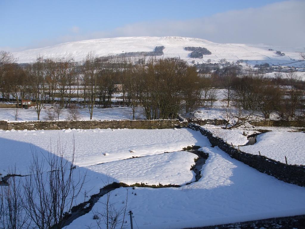 Bed and Breakfast Ebor House à Hawes Extérieur photo